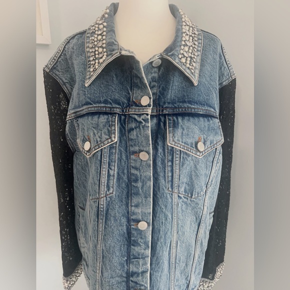 Alice + Olivia Jeff Embellished Denim Jacket - Picture 3 of 10